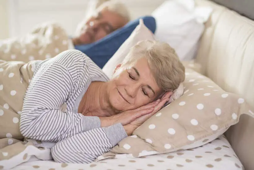 Vooral-oudere-mensen-moeten-erop-letten-dat-ze-voldoende-slapen